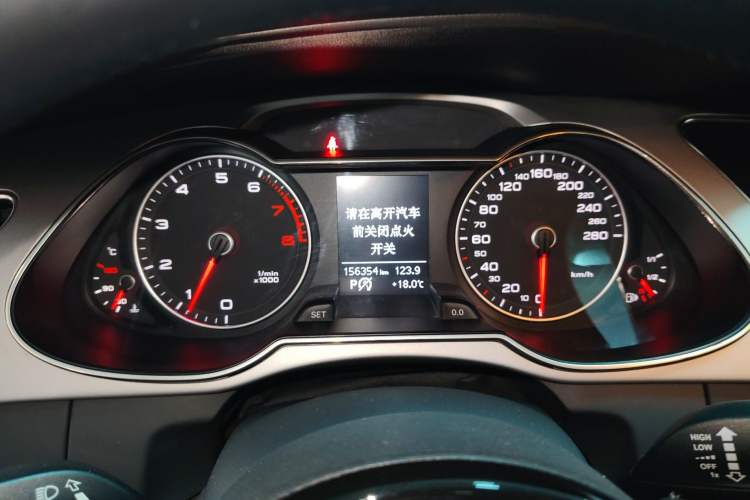 Used Audi A4L 2016 35 TFSI Collection Edition S line Comfort Model
