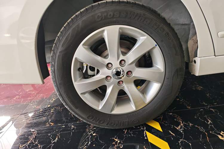 Used Dongfeng Junfeng E11K 2021 60.43 kWh Battery-Swap Version