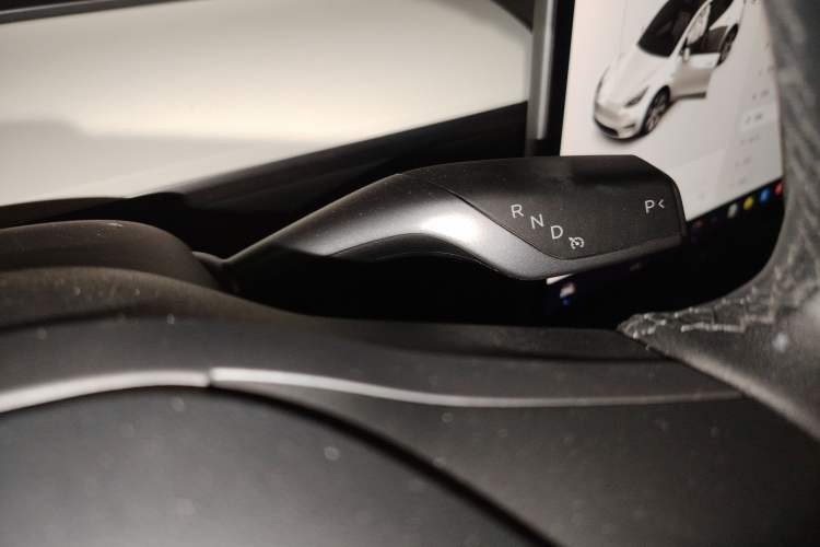 Used Tesla Model Y 2021 Standard Range Rear-Wheel Drive Version