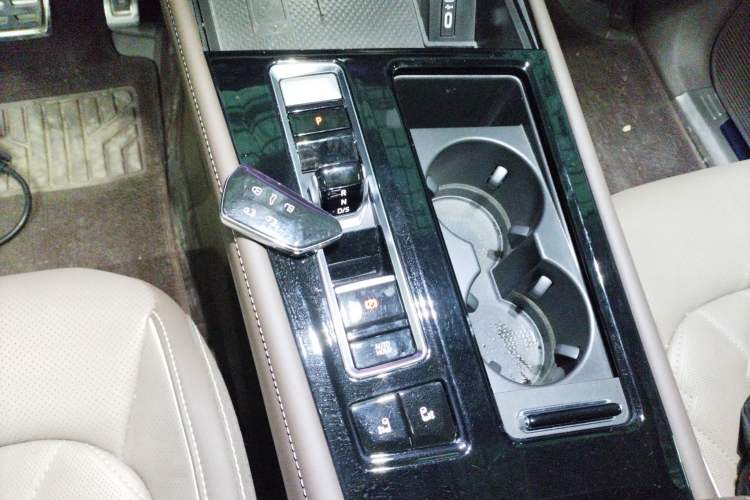 Used Volkswagen Viloran 2023 Revised 380TSI Prestige Edition