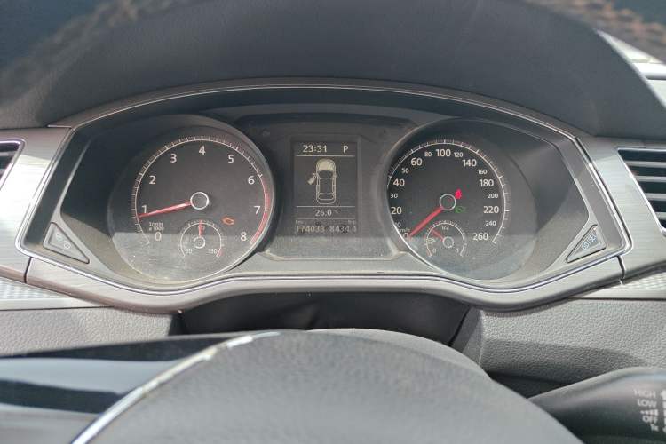 Used Volkswagen Passat 2016 330TSI DSG Luxury Edition Instrument Cluster