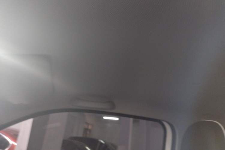 Used Wuling Hongguang MINIEV 2022 GAMEBOY 200km Play Edition with Lithium Iron Phosphate Headliner