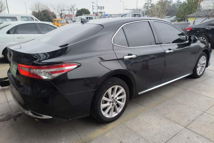 Used Toyota Camry 2023 2.0G Luxury Edition