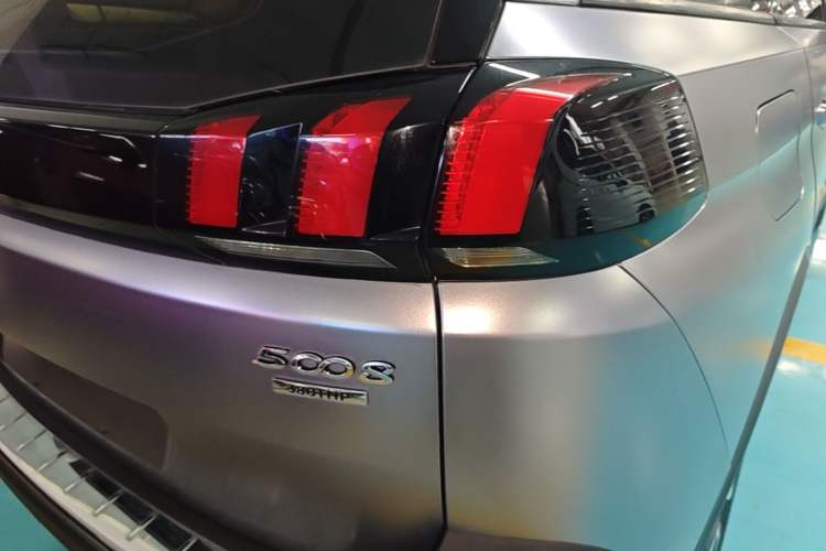 Used Peugeot 5008 2017 380THP 7-Seater Elite Edition Right Rear Taillight