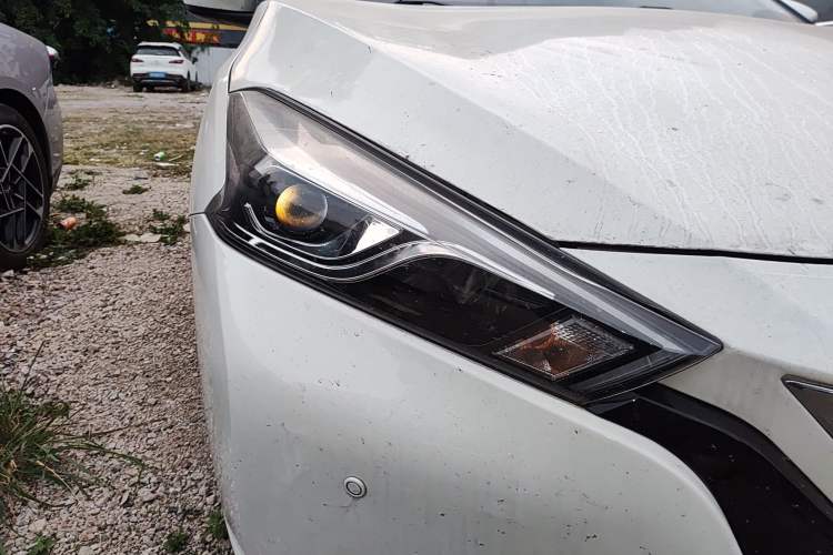 Used Nissan Lannia 2016 1.6L CVT Smart Cool Edition