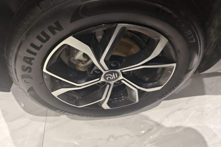 Used BYD Yuan PLUS 2024 Honor Edition 430KM Beyond Model Right Rear Wheel Hub