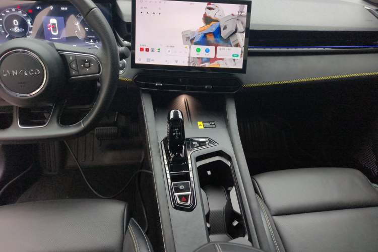 Used Lynk & Co 03 2023 2.0TD DCT JingPro Audio And AC Panel