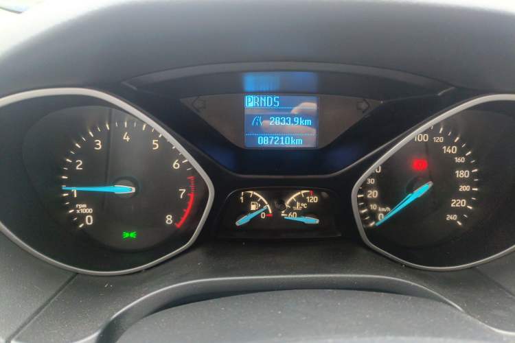 Used Ford Focus 2015 Sedan 1.6L Automatic Comfort Model Instrument Cluster