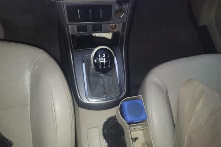 Used Geely Auto Classic Emgrand 2013 Sedan 1.5L Manual Elite Model
