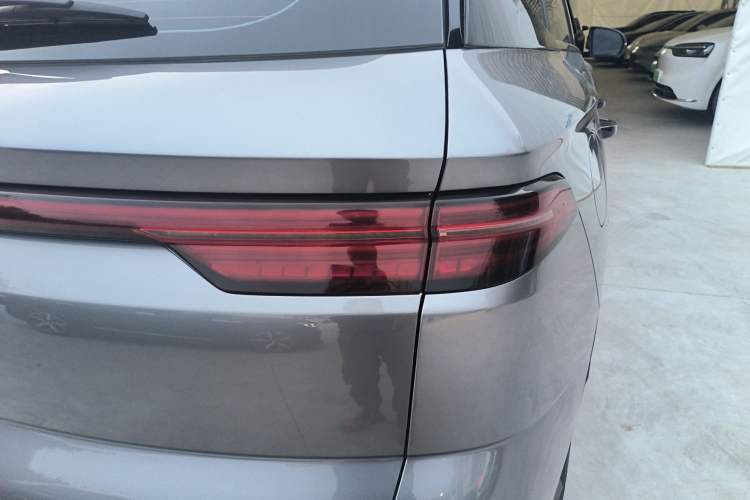 Used BYD Song Pro New Energy 2024 HONOR Edition DM-i 71KM Beyond Model Exterior 3