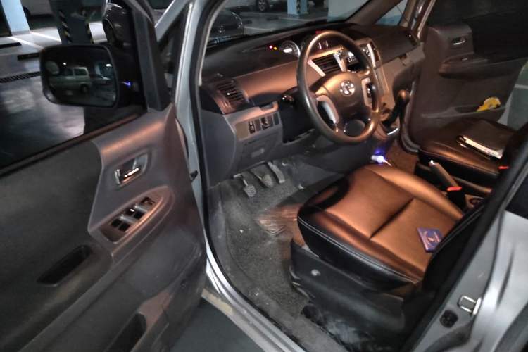 Used Great Wall V80 2013 1.5T Manual Sishang Model
