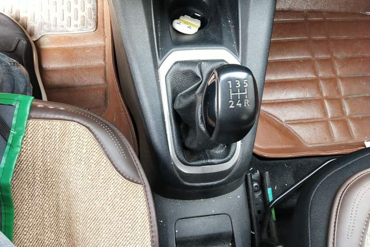 Used Peugeot 301 2014 1.6L Manual Comfort Edition