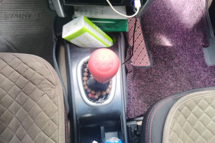 Used CHANGAN CX20 2014 1.4L Manual Sport Edition China V Standard Gear Lever