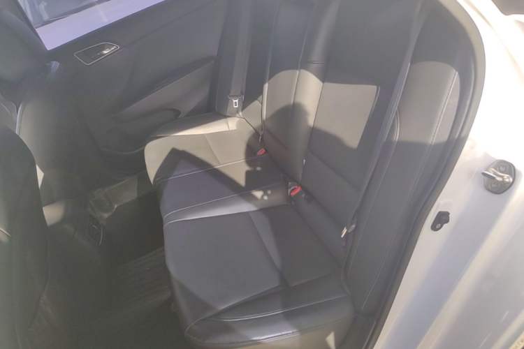 Used Hyundai Mistra 2014 1.8L Automatic Smart GLS