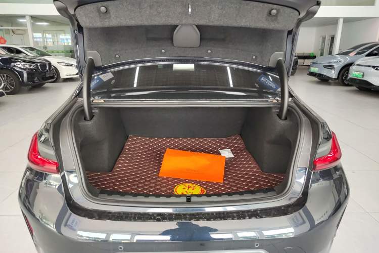 Used BMW 3 Series 2024 325i M Sport Package
