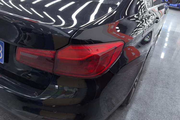 Used BMW 5 Series 2020 525Li M Sport Package