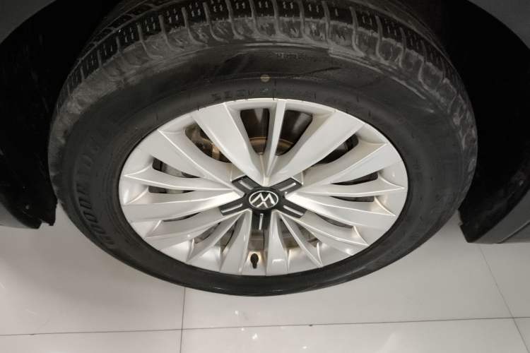 Used Volkswagen Viloran 2023 Revised 330TSI Business Edition Exterior 7