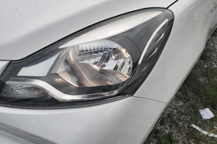 Used CHANGAN Benni E-Star 2021 National Edition Xin Yue Version (Fast-Charging Edition) Lithium Iron Phosphate (31.18 kWh) Left Front Headlight