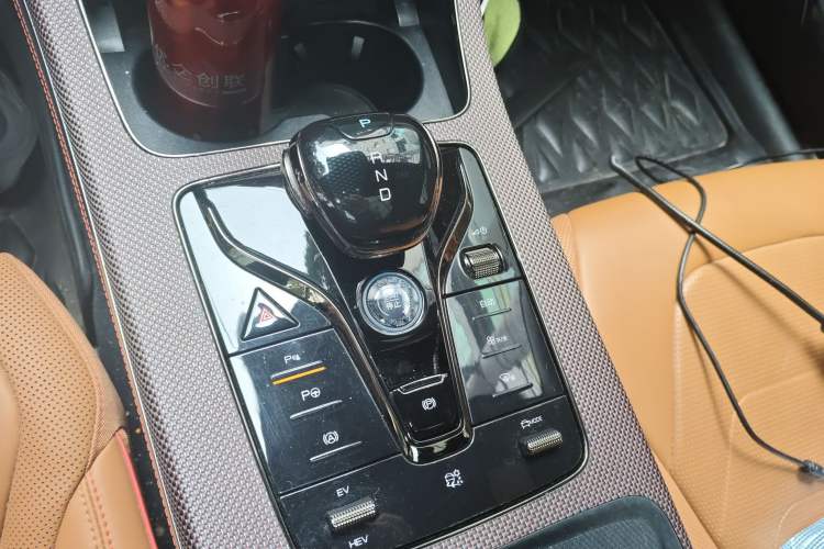 Used BYD Han 2022 DM-i 242km Flagship Model