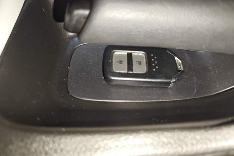 Used Honda LIFE 2021 1.5L CVT SPO-SS Dynamic Edition