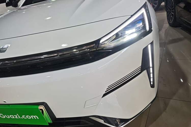 Used Geely Galaxy L6 2023 60km PLUS
