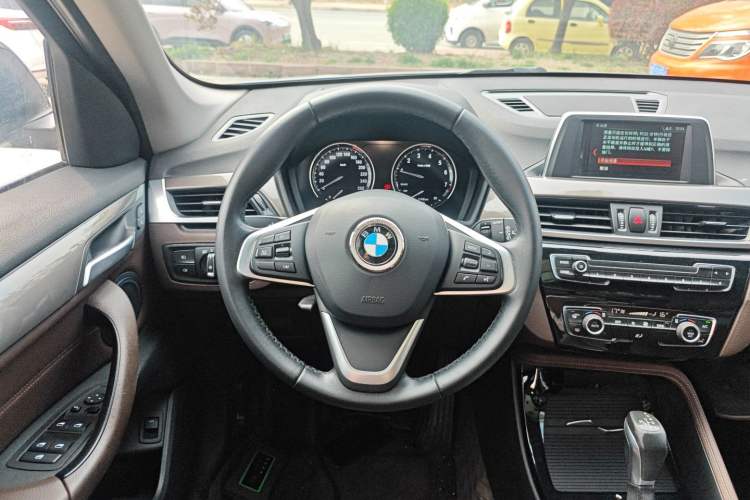 Used BMW X1 2018 sDrive18Li Luxury Model
