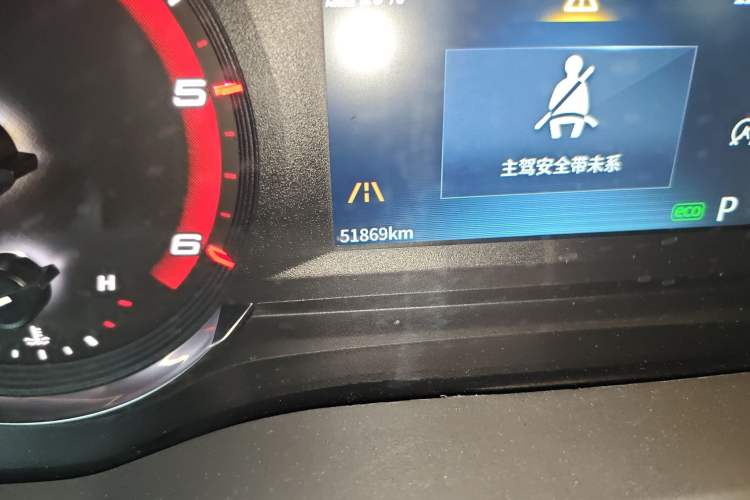 Used SAIC MAXUS MAXUS V100 RV 2023 2.0T Traveler V100 Mountain Retreat Edition with Longitudinal Bed
