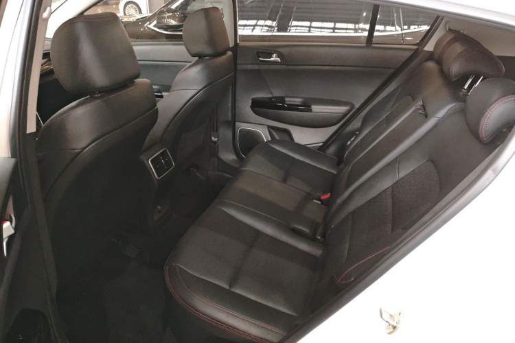 Used Kia KX5 2019 1.6T Automatic Two-Wheel Drive Luxury Edition Left Rear Seat