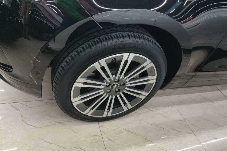 Used Land Rover Range Rover Velar 2024 S Model
