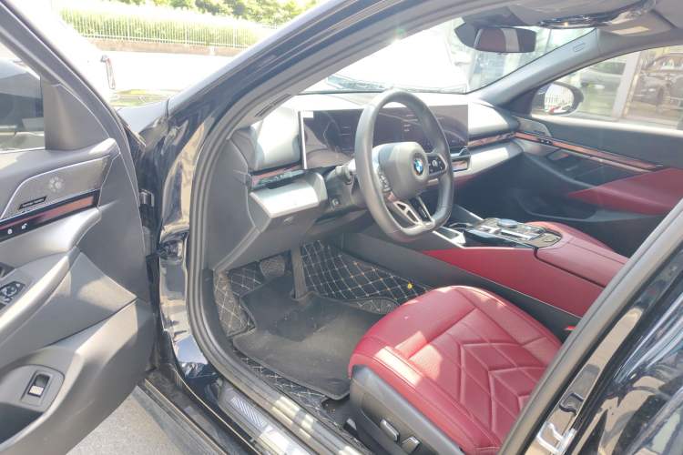 Used BMW 5 Series 2024 530Li Leading Model M Sport Package
