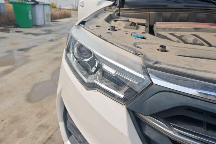 Used Zotye T600 Coupe 2017 1.5T Manual Luxury Model Right Front Headlight