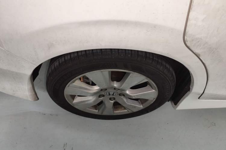 Used Honda Jade 2014 1.8L Automatic Comfort Elite Version 5 Seats
