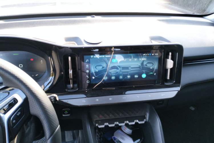 Used Wuling Xingyun 2023 2.0L DHT Standard Edition