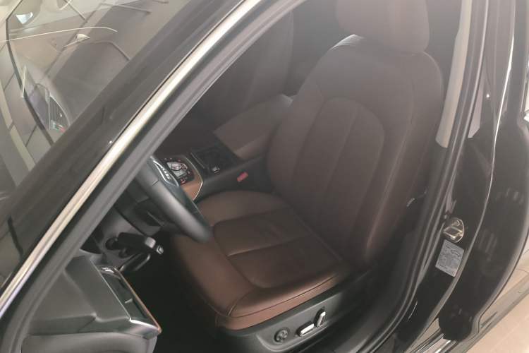 Used Audi A6L 2018 30th Anniversary Edition 30 FSI Style Model
