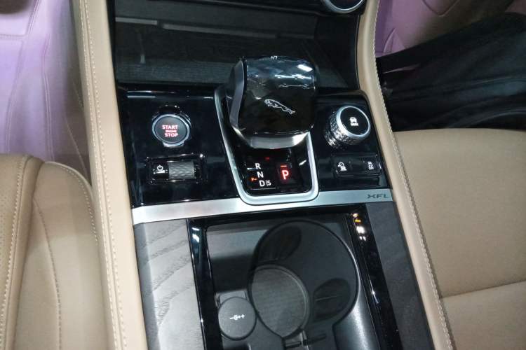 Used Jaguar XFL 2024 2.0T P250 Two-Wheel Drive Prestige Luxury Edition
