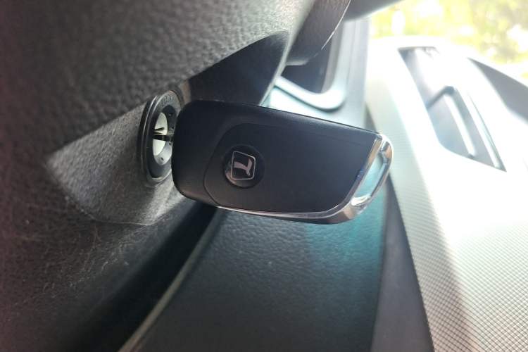 Used Luxgen U6 SUV 2015 1.8T Fashion Edition Vehicle Key