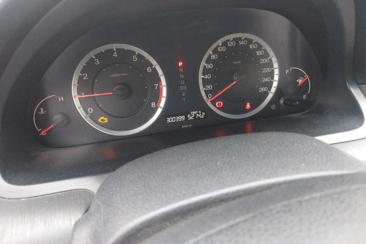 Used Honda Accord 2008 2.0L EX Odometer Close Up