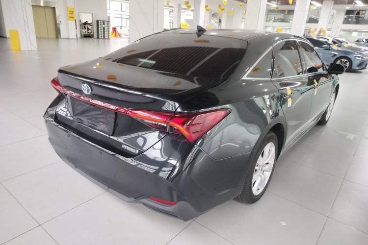 Used Toyota Avalon 2023 Dual-Motor 2.5L Progressive Edition
