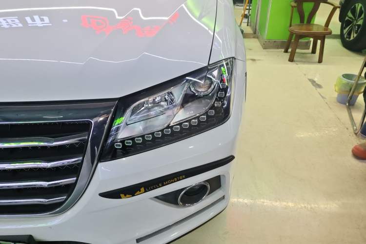 Used Haval H2 2018 Red-Label 1.5T Manual Two-Wheel Drive Luxury Model
