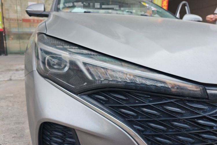 Used CHANGAN Eado 2020 PLUS Blue Whale NE 1.4T GDI DCT Flagship Model Right Front Headlight