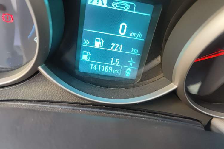 Used Chevrolet Cruze 2015 1.5L Classic SE MT
