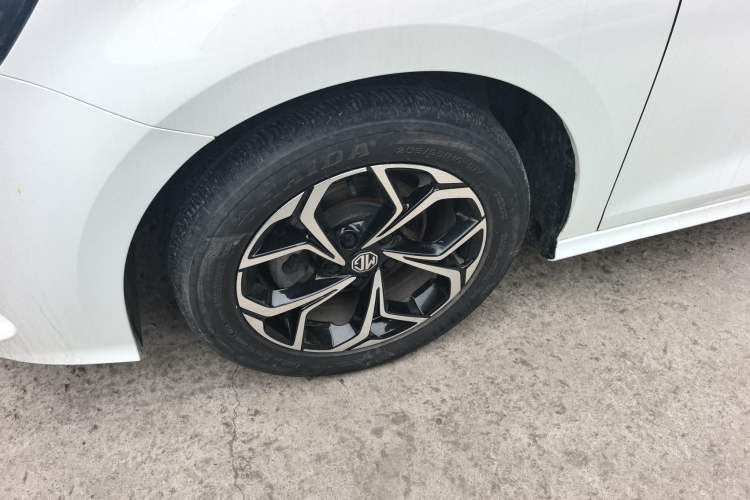 Used MG 5 2023 180 DVVT CVT Luxury Edition