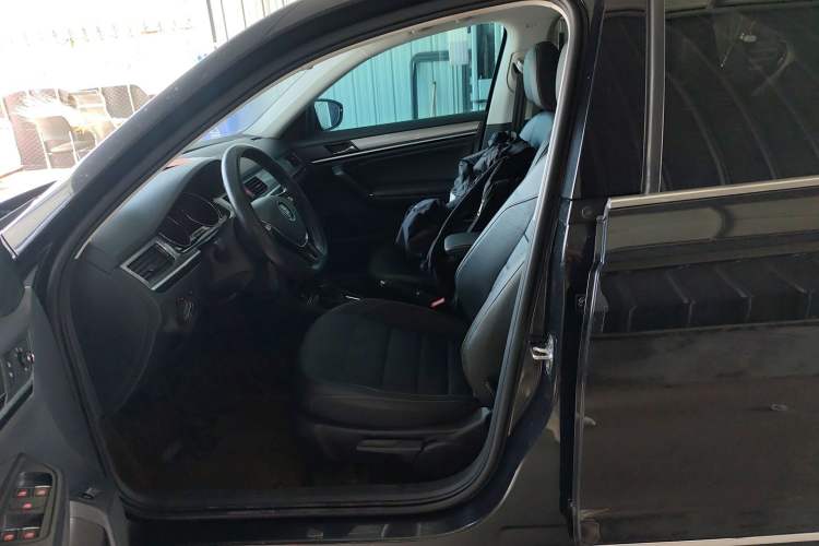 Used Volkswagen Bora 2018 1.5L Automatic Comfort Model Left Front Seat