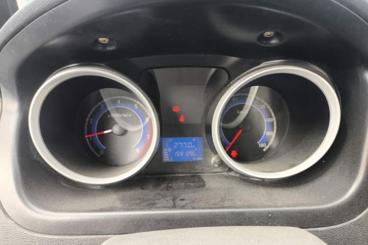 Used CHANGAN KAICHENG Ruixing M80 2014 1.5L Standard Version 4G15S
