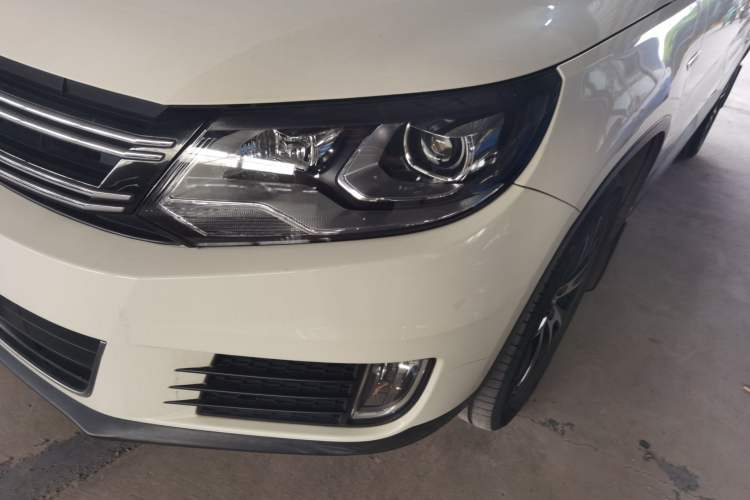 Used Volkswagen Tiguan 2014 1.8TSI Automatic 2WD 30th Anniversary Edition Left Front Headlight