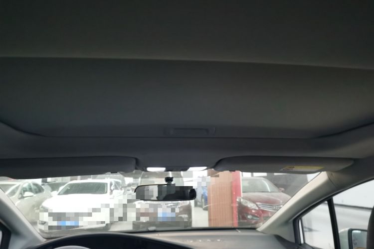 Used Honda Jade 2017 1.8L automatic Comfort version 5 seats Headliner