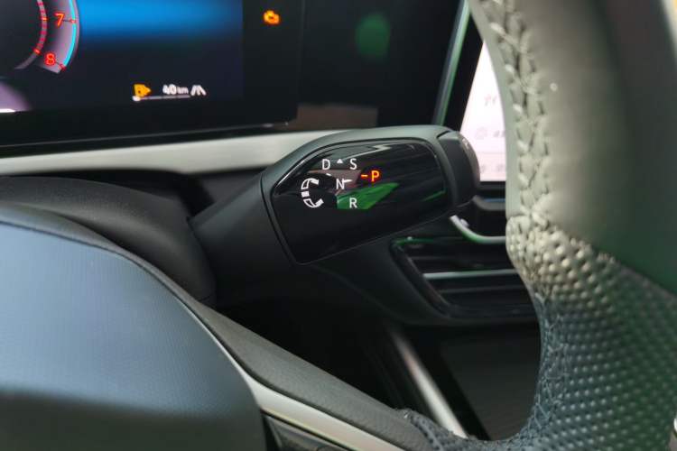 Used Volkswagen Passat 2025 Pro 380TSI Dragon Glory Edition