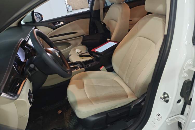 Used Buick Verano 2018 Sedan 15S Automatic Entry Model Left Front Seat