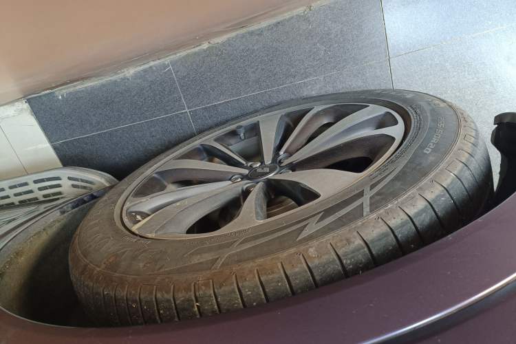 Used Li Auto ONE 2020 Extended-Range 6-Seater Version
