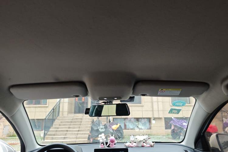 Used BYD e2 2019 Standard Range Model – Smart & Comfortable Version Headliner